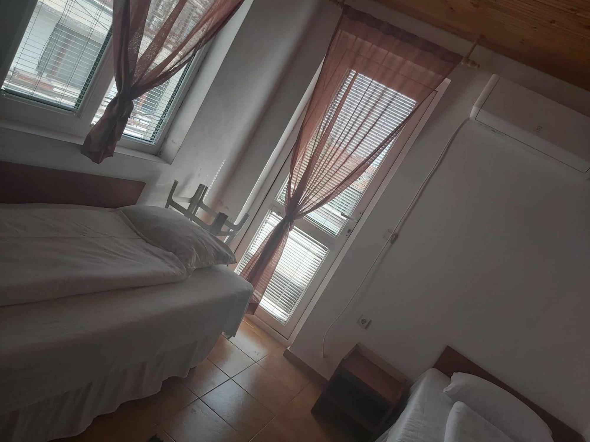 Guest Rooms Grudovi Обзор Экстерьер фото
